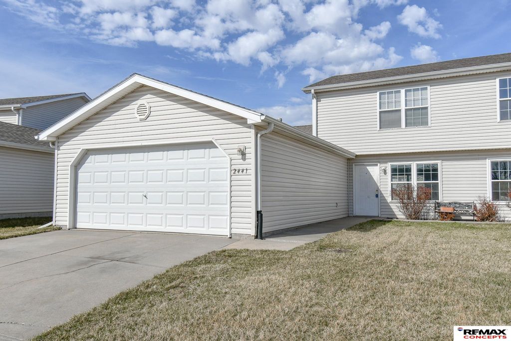 2441 NW Ramsey Road, Lincoln, NE 68524