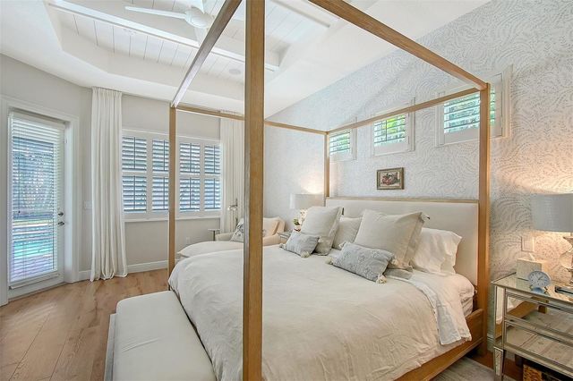 3921 MARAVIC PLACE, Sarasota, FL 34231