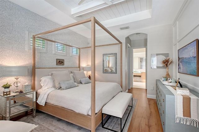 3921 MARAVIC PLACE, Sarasota, FL 34231