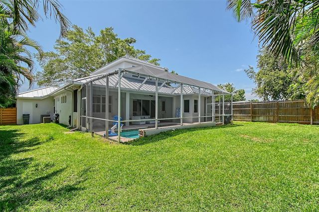 3921 MARAVIC PLACE, Sarasota, FL 34231