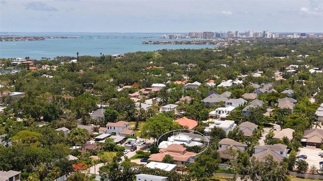 3921 MARAVIC PLACE, Sarasota, FL 34231