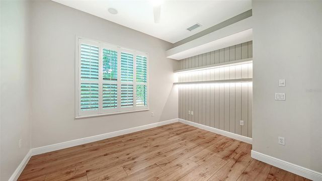 3921 MARAVIC PLACE, Sarasota, FL 34231