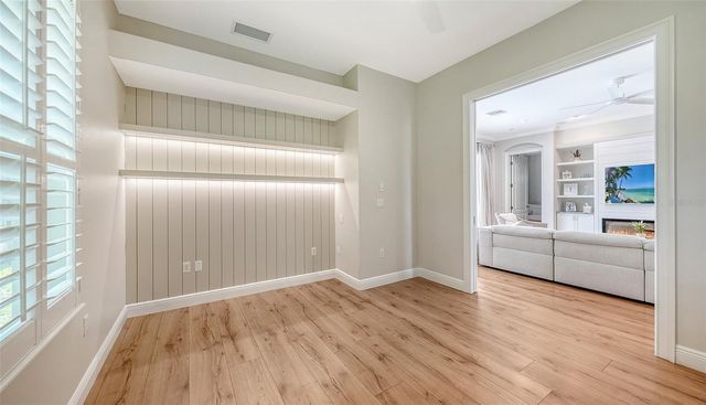 3921 MARAVIC PLACE, Sarasota, FL 34231