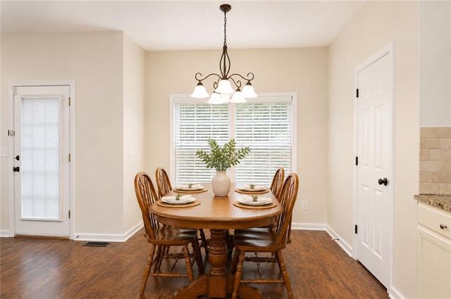 804 Sienna Woods Lane, Canton, GA 30114