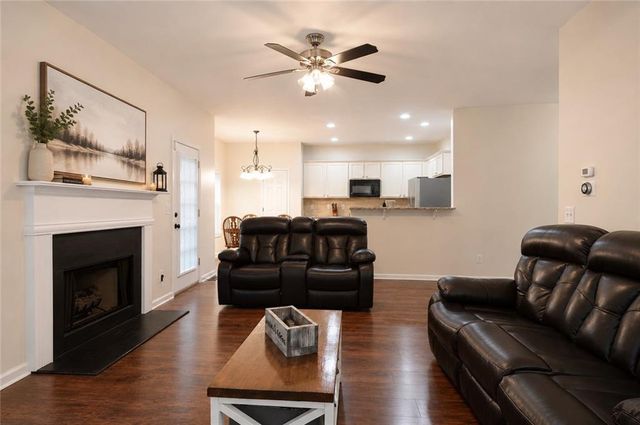 804 Sienna Woods Lane, Canton, GA 30114