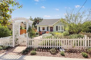 1976 Garfias Drive, Pasadena, CA 91104