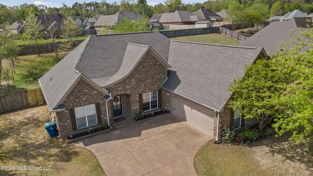 695 Robertson Way, Hernando, MS 38632