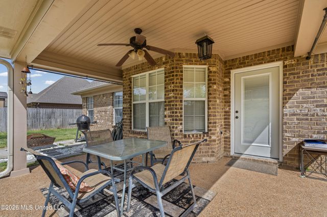 695 Robertson Way, Hernando, MS 38632