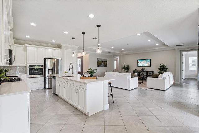 464 WEDGEWORTH LANE, Deland, FL 32724