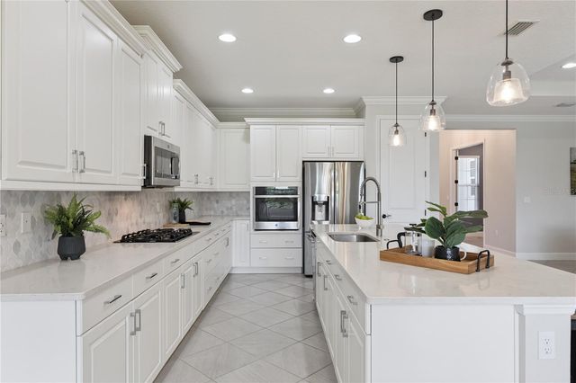 464 WEDGEWORTH LANE, Deland, FL 32724