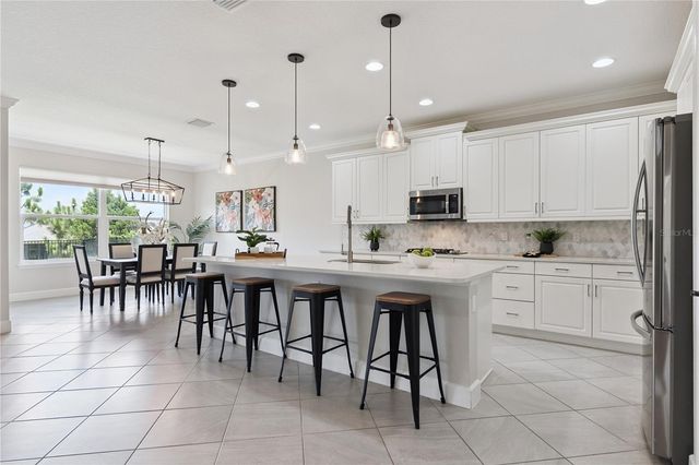 464 WEDGEWORTH LANE, Deland, FL 32724