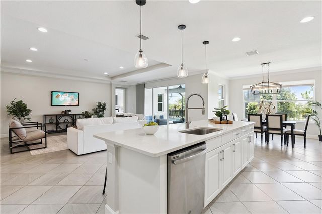 464 WEDGEWORTH LANE, Deland, FL 32724