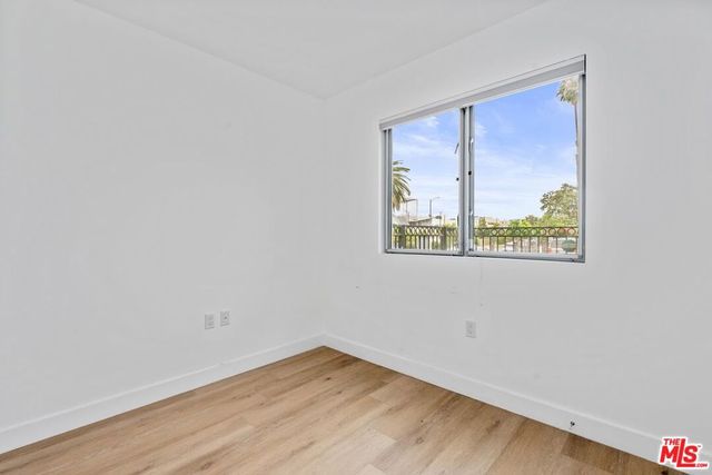 1060 S Bronson Avenue 1, Los Angeles, CA 90019