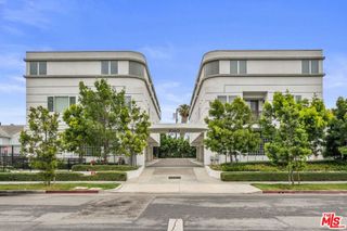 1060 S Bronson Avenue 1, Los Angeles, CA 90019