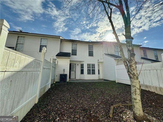 2285 Strathmoor Manor Drive, Lithonia, GA 30058