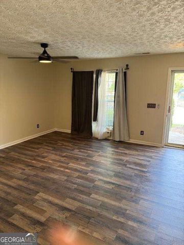 2285 Strathmoor Manor Drive, Lithonia, GA 30058