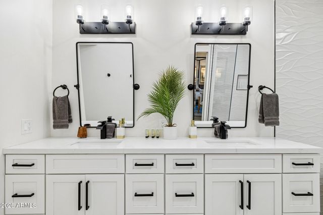 14241 N 54TH Street, Scottsdale, AZ 85254