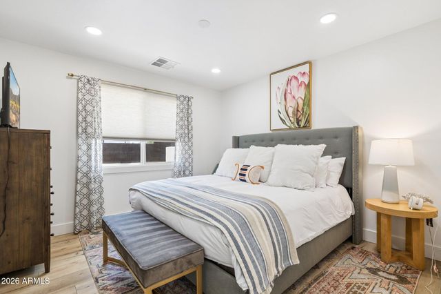 14241 N 54TH Street, Scottsdale, AZ 85254