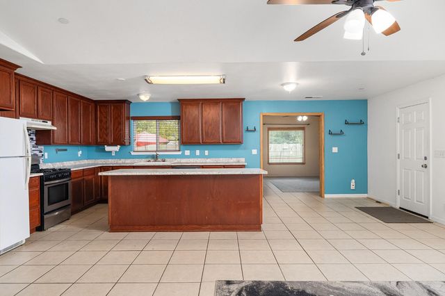 419 Aleut St St, Biggs, CA 95917