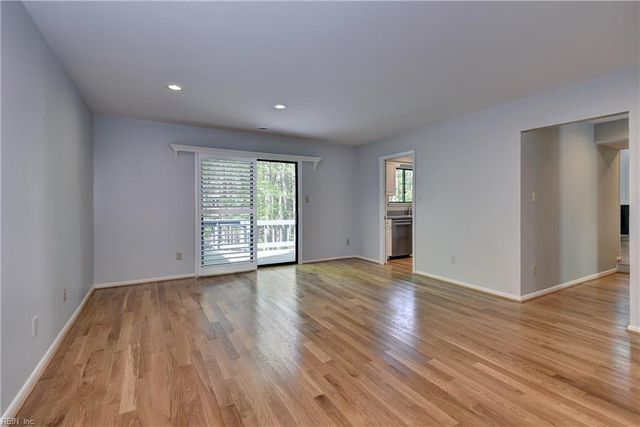 109 Holman RD, Williamsburg, VA 23185