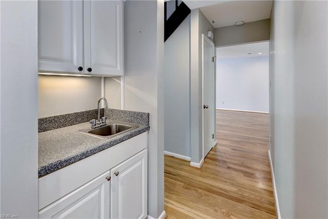 109 Holman RD, Williamsburg, VA 23185