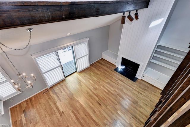 109 Holman RD, Williamsburg, VA 23185