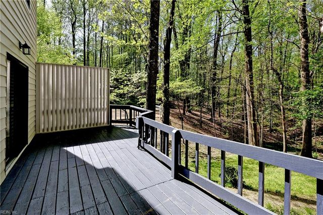 109 Holman RD, Williamsburg, VA 23185