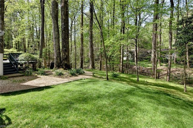 109 Holman RD, Williamsburg, VA 23185