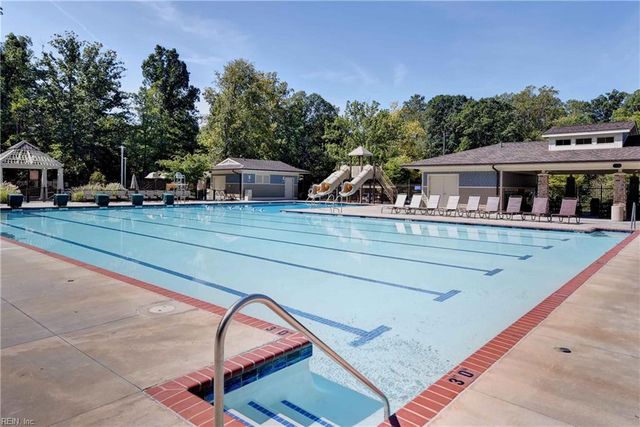 109 Holman RD, Williamsburg, VA 23185