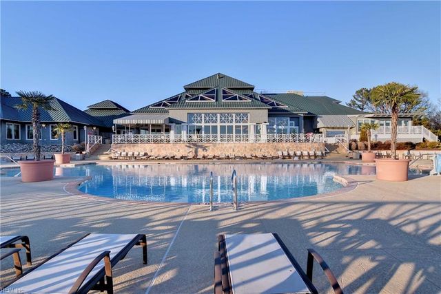 109 Holman RD, Williamsburg, VA 23185