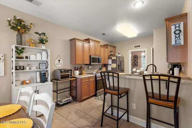3273 S Devonshire Cove, Southaven, MS 38672