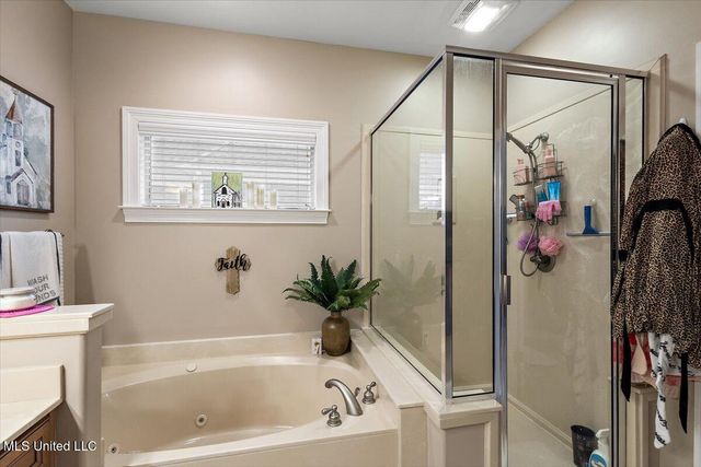 3273 S Devonshire Cove, Southaven, MS 38672