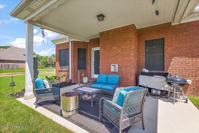 3273 S Devonshire Cove, Southaven, MS 38672