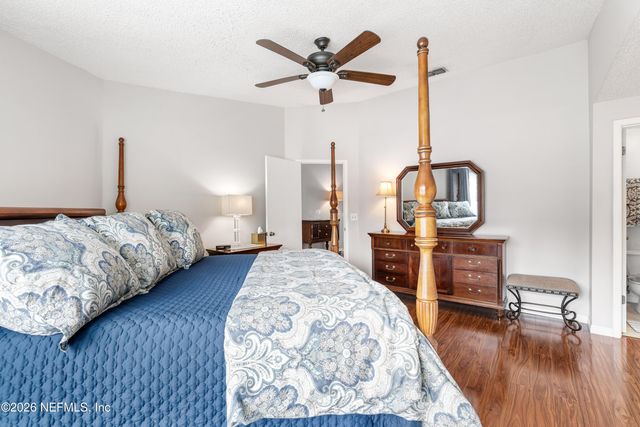 7260 EAGLES PERCH Drive, Jacksonville, FL 32244