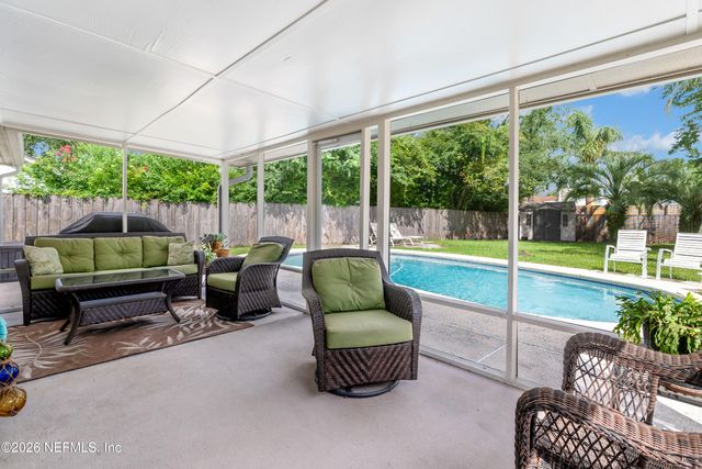 7260 EAGLES PERCH Drive, Jacksonville, FL 32244