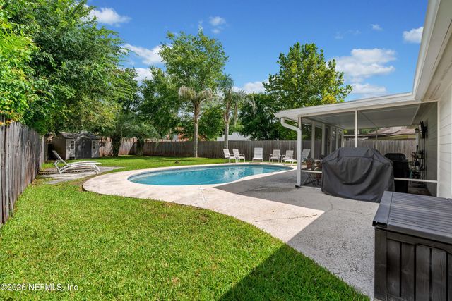 7260 EAGLES PERCH Drive, Jacksonville, FL 32244