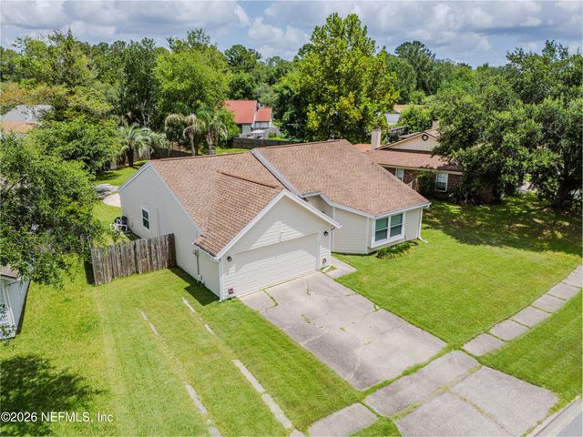 7260 EAGLES PERCH Drive, Jacksonville, FL 32244
