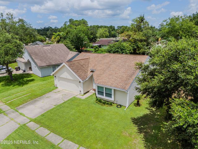 7260 EAGLES PERCH Drive, Jacksonville, FL 32244
