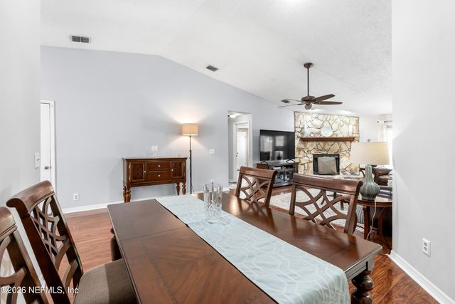 7260 EAGLES PERCH Drive, Jacksonville, FL 32244
