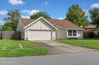 7260 EAGLES PERCH Drive, Jacksonville, FL 32244