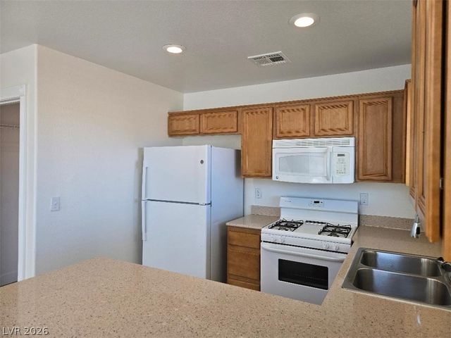 8032 Dardanelle Valley Street, Las Vegas, NV 89139