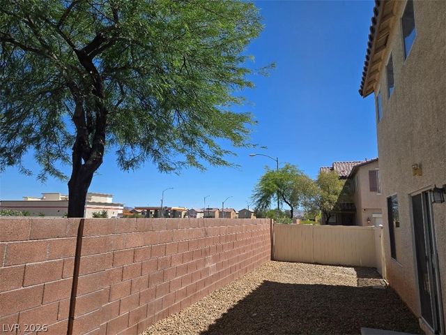 8032 Dardanelle Valley Street, Las Vegas, NV 89139