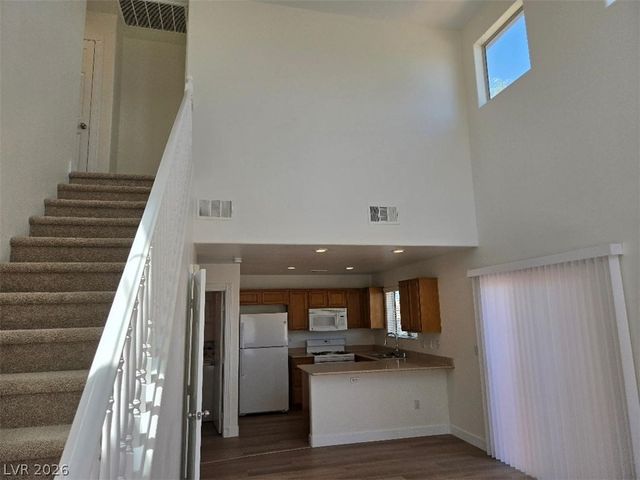 8032 Dardanelle Valley Street, Las Vegas, NV 89139