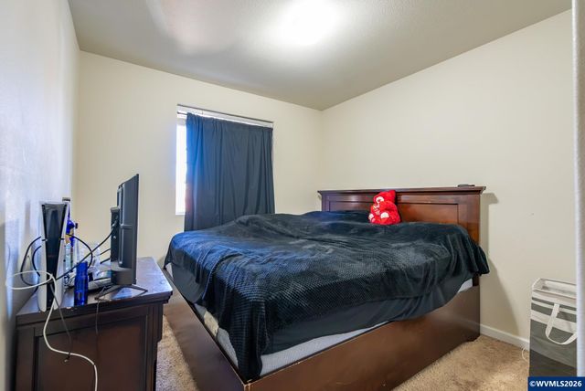 1006 S View Dr, Molalla, OR 97038
