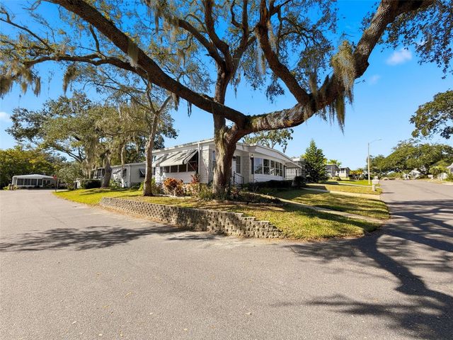 31 NEW FAWN COURT 22, Safety Harbor, FL 34695