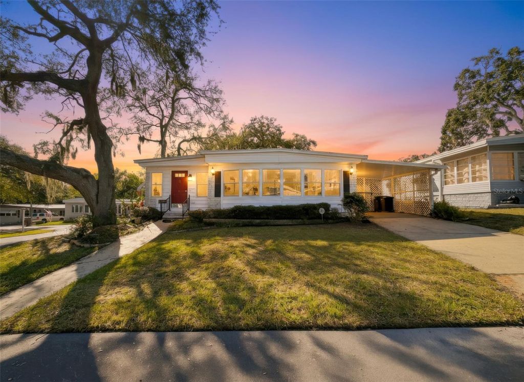 31 NEW FAWN COURT 22, Safety Harbor, FL 34695