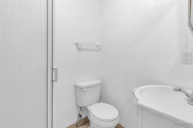 106 NOTTINGHAM Court, Montgomery, AL 36109