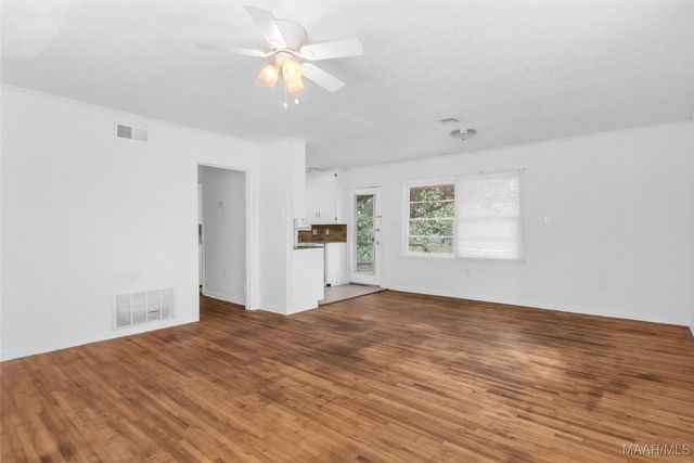 106 NOTTINGHAM Court, Montgomery, AL 36109