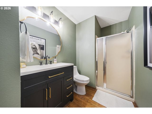 19629 DERBY Ct, West Linn, OR 97068