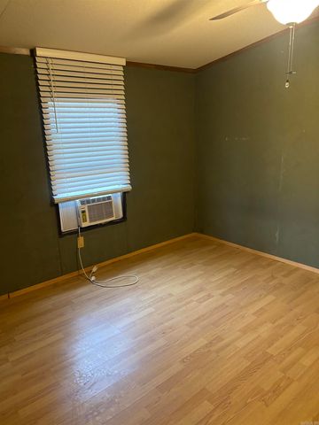 12723 Packer Dr, Shannon Hills, AR 72103